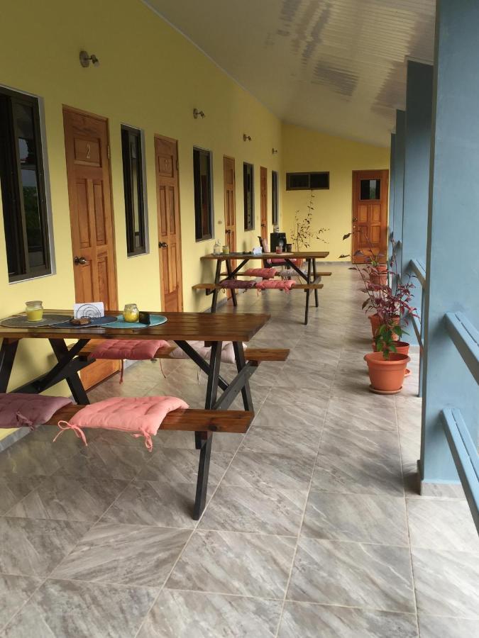 Hostal Casa Las Lajas ลาสลาคัส ภายนอก รูปภาพ
